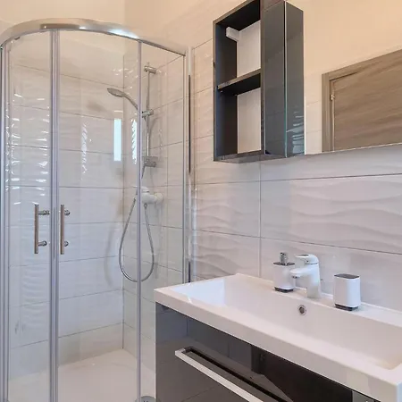 San Demich Semesterbostad Pula