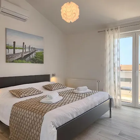 Semesterbostad San Demich